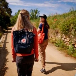Beste Pirce 🤩 Beste Verkoop 👏 Fjallraven Fjällräven Kånken Totepack Unisex Rugzak - Fog 😍 ✨ -Tassen-Dames Verkoop 550x364 2