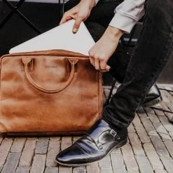 Beste Verkoop 🥰 Hete verkoop 👏 DSTRCT Fletcher Street Business Laptoptas - 15 Inch - Zwart 😉 ❤️ -Tassen-Dames Verkoop 550x366 80