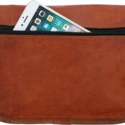 Promo 👍 Beste deal 🌟 GUSTI 'Taylor 9,7"' Schoudertas | 100% Geitenleer | Bruin | Uniseks | Moderne Handtas Met Dat Bepaalde Iets 😍 ⭐ -Tassen-Dames Verkoop 550x379 3