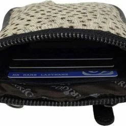 Flash-uitverkoop π₯° Nieuw π Arrigo Leren Telefoontasje Dames Met Een Verstelbare Schouderband - Zwart Met Dierenprint -Telefoon Hoesje β π 12 Flash-uitverkoop π₯° Nieuw π Arrigo Leren Telefoontasje Dames Met Een Verstelbare Schouderband - Zwart Met Dierenprint -Telefoon Hoesje β π -Tassen-Dames Verkoop 550x403 5