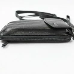 Hete verkoop 🔥 Gloednieuw 😍 Bear Design Zoey Leren Telefoontasje - Zwart 🔥 😍 -Tassen-Dames Verkoop 550x453 2