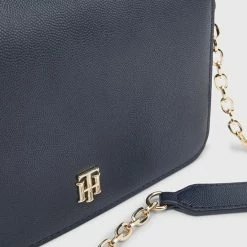 Aanbiedingen 🥰 Beste recensies van 😀 Tommy Hilfiger AW0AW13172 Timeless Chain Crossover Q3-22 👏 🤩 -Tassen-Dames Verkoop 550x550 235