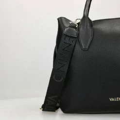 Gloednieuw 🌟 Aanbiedingen ❤️ Valentino Bags Valentino Grote Schoudertas / Crossbody Tas Dames - Leer - Arepa - - Zwart 😀 ⭐ -Tassen-Dames Verkoop 550x550 273