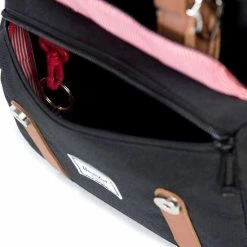 Begroting 🧨 Groothandel ⭐ Herschel Little America - Black/Black / Ruime Rugzak Met 25L Opbergvolume - 15" Fleece-gevoerd Laptopvak - Magnetische Sluiting / Met Levenslange Fabrieksgarantie / Limited Lifetime Warranty / Zwart 🎉 🎉 -Tassen-Dames Verkoop 550x550 409