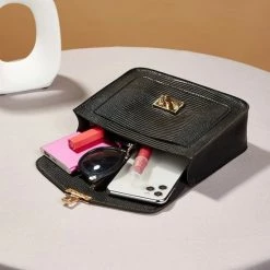 Flash-uitverkoop β€οΈ Top 10 π Croco Schoudertas - Zwart | Kunstleer | 18 X 14 X 5 Cm | Fashion Favorite π€© π€© 9 Flash-uitverkoop β€οΈ Top 10 π Croco Schoudertas - Zwart | Kunstleer | 18 X 14 X 5 Cm | Fashion Favorite π€© π€© -Tassen-Dames Verkoop 550x550 555