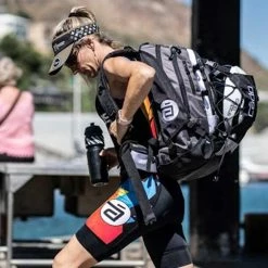 Beste Pirce ⌛ Goedkoop 🧨 Cadomotus Cádomotus Airflow XL Sportrugzak 55 Liter (40+15) Rood-Grijs - Ruime En Super Lichte Sporttas Voor O.a. Skeeleren, Schaatsen, Wielrennen En Mountainbike - Wedstrijdtas Met Rugventilatie, Helmvak En Schoenenvak ⌛ 💯 -Tassen-Dames Verkoop 550x550 859