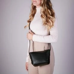 Beste deal 👏 Gloednieuw 👏 Matt & Nat Sam Purity Dames Crossbodytas - Zwart 🧨 🎁 -Tassen-Dames Verkoop 550x550 866