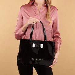 Beste Verkoop π Beste recensies van π Ted Baker Haricon Dames Handtas Polyamide - Zwart π π€© 15 Beste Verkoop π Beste recensies van π Ted Baker Haricon Dames Handtas Polyamide - Zwart π π€© -Tassen-Dames Verkoop 550x550 893