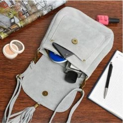 Goedkoop β Goedkoop β€οΈ Borse In Pelle Suède Schoudertas Tassle - Fuchsia - Suède - Italiaans Leder π π 5 Goedkoop β Goedkoop β€οΈ Borse In Pelle Suède Schoudertas Tassle - Fuchsia - Suède - Italiaans Leder π π -Tassen-Dames Verkoop 550x550 985