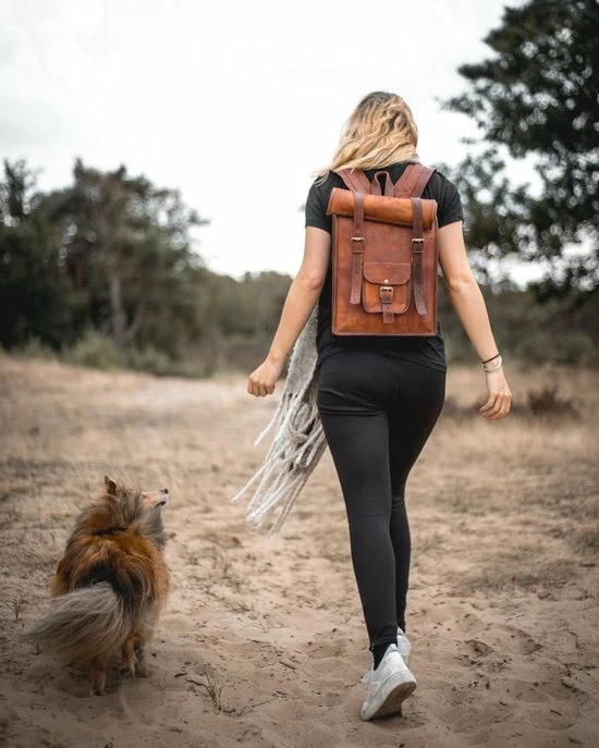 Goedkoopste π Top 10 𧨠Grayham Miller Leren Roll-top Rugzak - Met Laptopvak - 100% Leer π₯ π 10 Goedkoopste π Top 10 𧨠Grayham Miller Leren Roll-top Rugzak - Met Laptopvak - 100% Leer π₯ π - Afbeelding 8