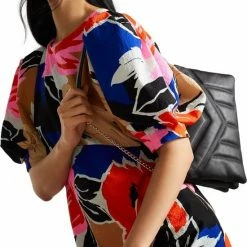 Beste Verkoop 😉 Top 10 ✨ Ted Baker Ayahla Dames Crossbody TasSchoudertas Leer - Zwart 🎉 🔔 -Tassen-Dames Verkoop 550x711 3