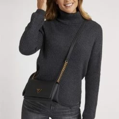 Nieuw π Kopen π Guess Kleine Schoudertas / Crossbody Tas Dames - Downtown Chic - Zwart π π― 44 Nieuw π Kopen π Guess Kleine Schoudertas / Crossbody Tas Dames - Downtown Chic - Zwart π π― -Tassen-Dames Verkoop 550x733 31