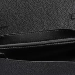 Nieuw π Kopen π Guess Kleine Schoudertas / Crossbody Tas Dames - Downtown Chic - Zwart π π― 40 Nieuw π Kopen π Guess Kleine Schoudertas / Crossbody Tas Dames - Downtown Chic - Zwart π π― -Tassen-Dames Verkoop 550x784 4