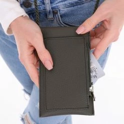 Gloednieuw 🔔 Goedkoop ✨ Bagwise® Telefoontasje - Telefoonhoesje Met Halskoord - Crossbodytasje - Nektasje -Vegan Leer (17x10cm) 02 - Lederlook - Donker Groen 🎁 ⌛ -Tassen-Dames Verkoop 550x824 1