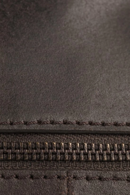 Korting π Beste deal π Burkely On The Move Unisex Laptoptas 15,6'' Flap Inclusief Powerbank - Zwart π π 8 Korting π Beste deal π Burkely On The Move Unisex Laptoptas 15,6'' Flap Inclusief Powerbank - Zwart π π - Afbeelding 6