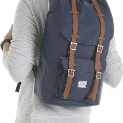 Begroting 🧨 Groothandel ⭐ Herschel Little America - Black/Black / Ruime Rugzak Met 25L Opbergvolume - 15" Fleece-gevoerd Laptopvak - Magnetische Sluiting / Met Levenslange Fabrieksgarantie / Limited Lifetime Warranty / Zwart 🎉 🎉 -Tassen-Dames Verkoop 550x833